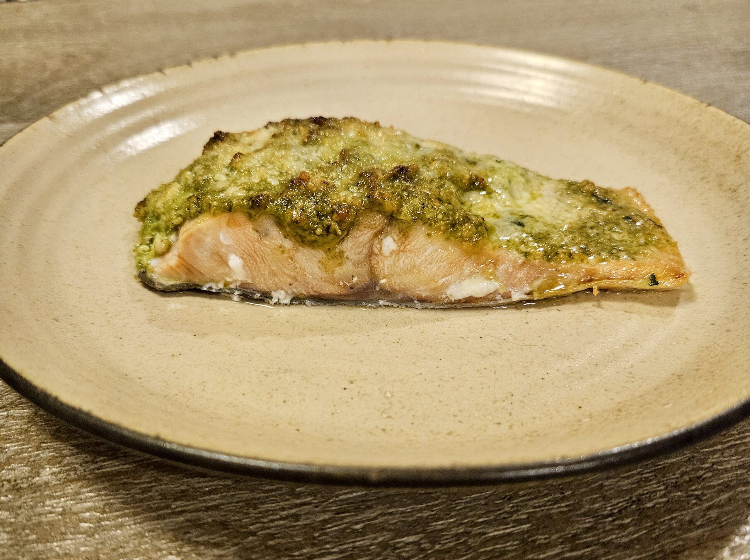 Quick Air Fryer Pesto Salmon